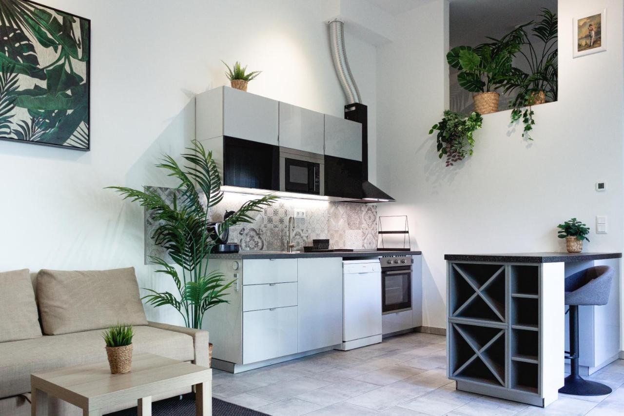 S18 "Garden In The City" Apartment Budapest Kültér fotó